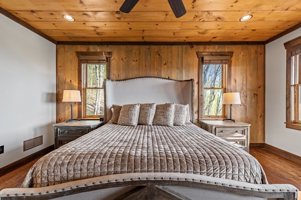 429794 Blue Ridge Residential