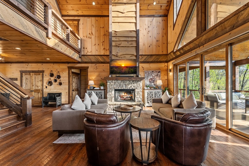 429794 Blue Ridge Residential