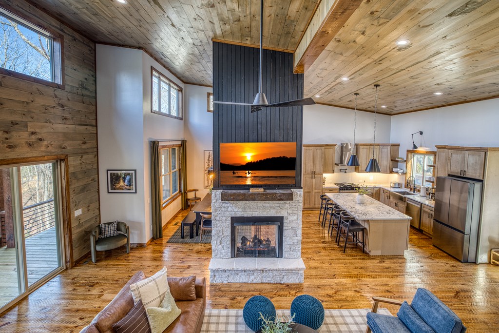 429796 Blue Ridge Residential