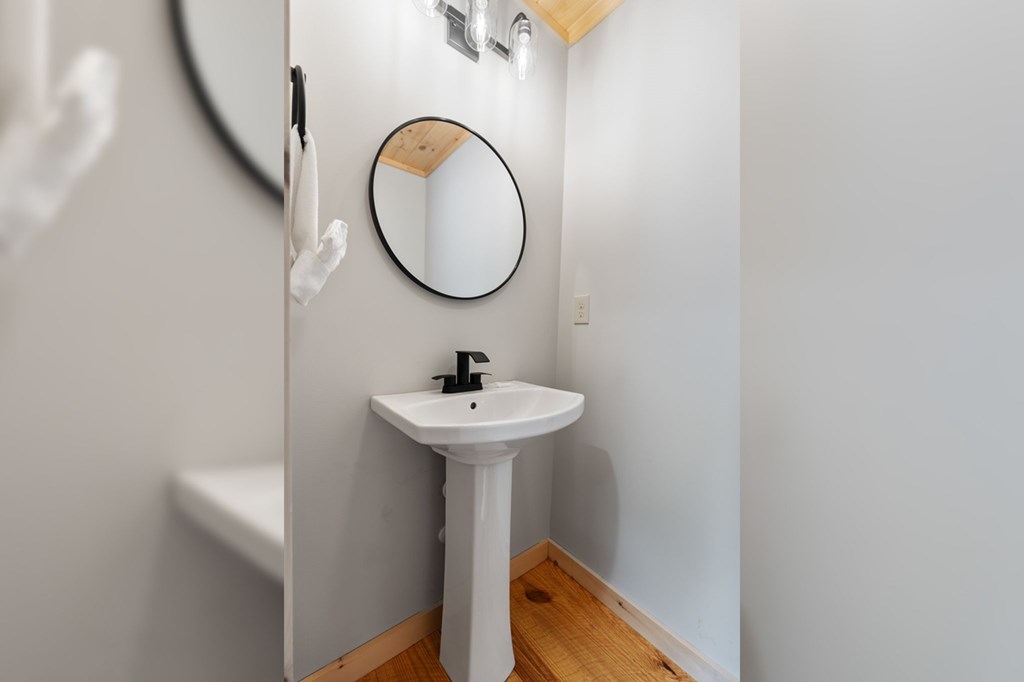 429799 7066338060 Existing Rental History