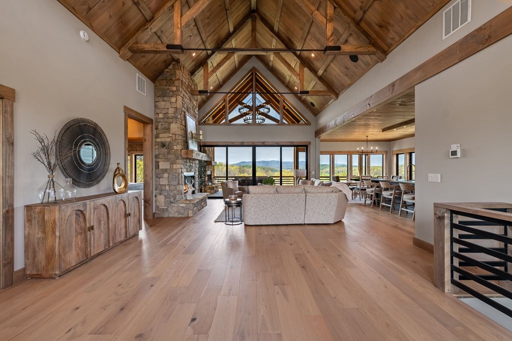 429808 Blue Ridge Residential