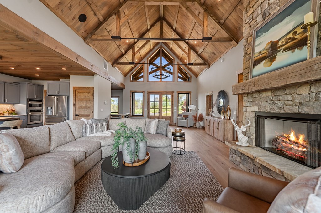 429808 Blue Ridge Residential