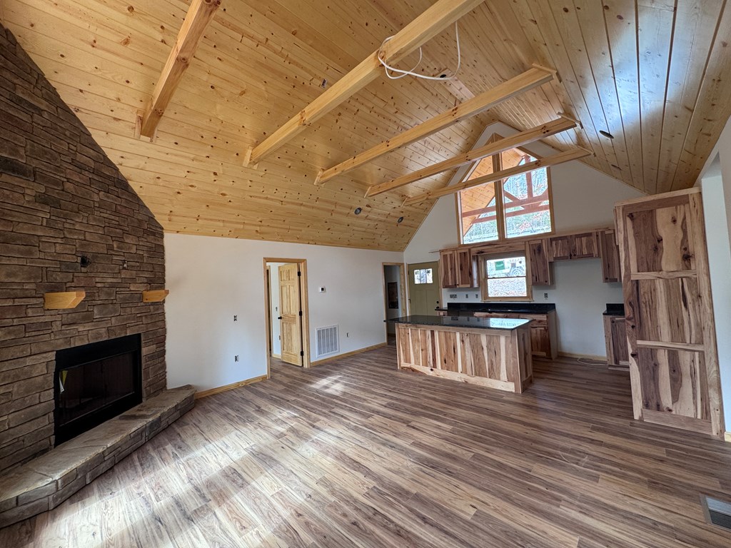 429810 Murphy Residential