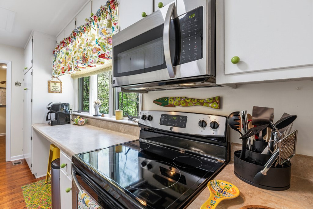 429822 7068355121 Existing Rental History