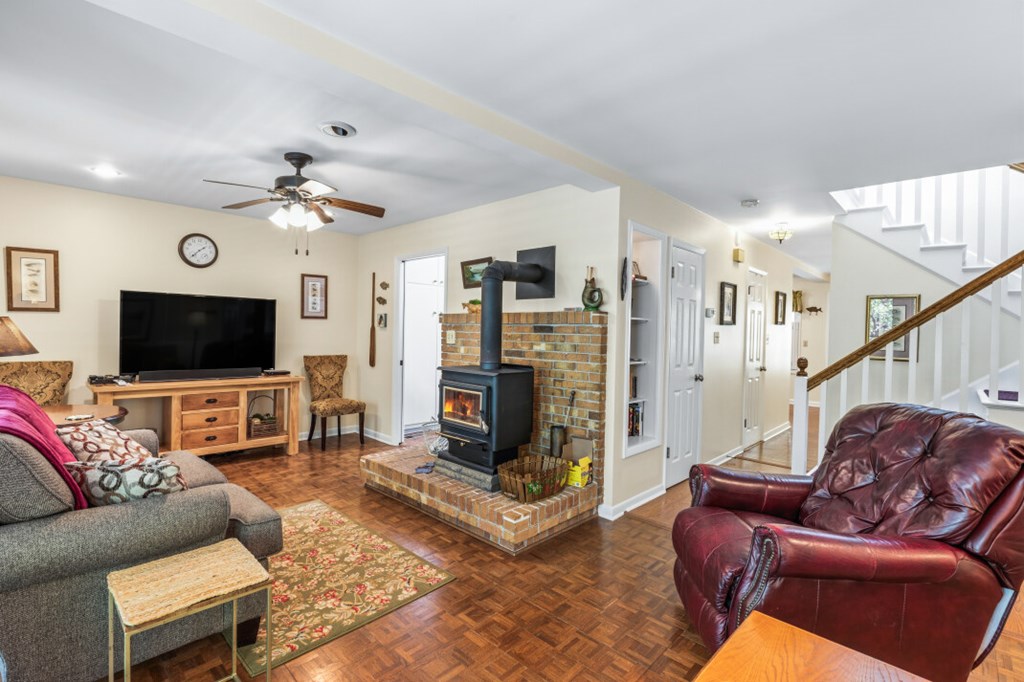 429822 7068355121 Existing Rental History