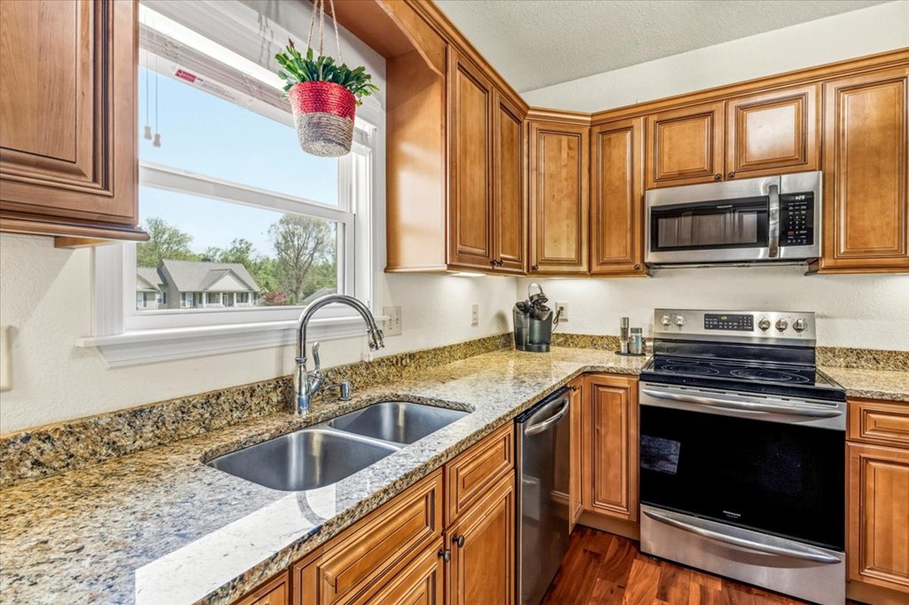 429826 Blairsville Residential