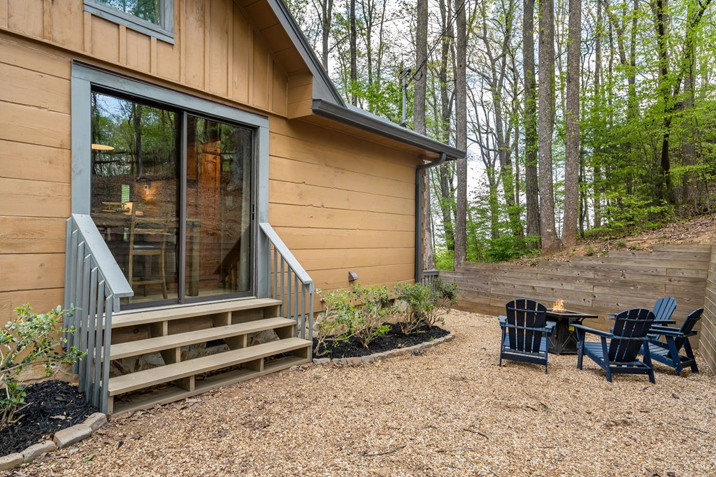 429879 Blue Ridge Residential