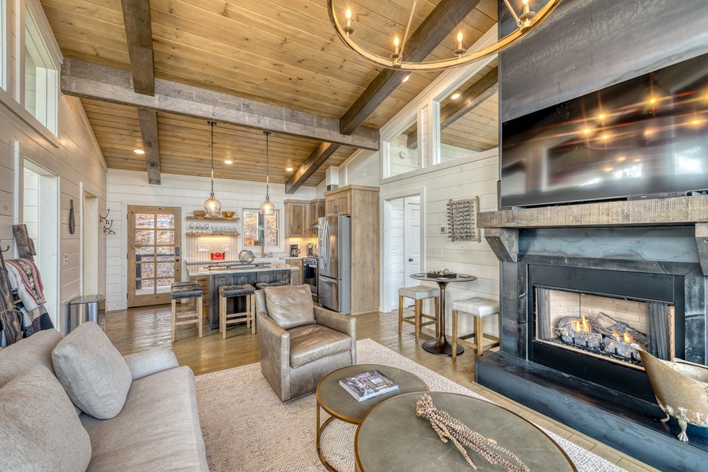 429896 Blue Ridge Residential