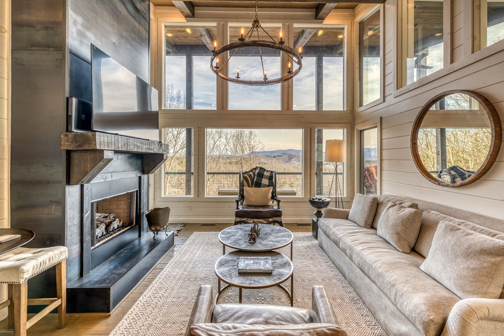 429896 Blue Ridge Residential