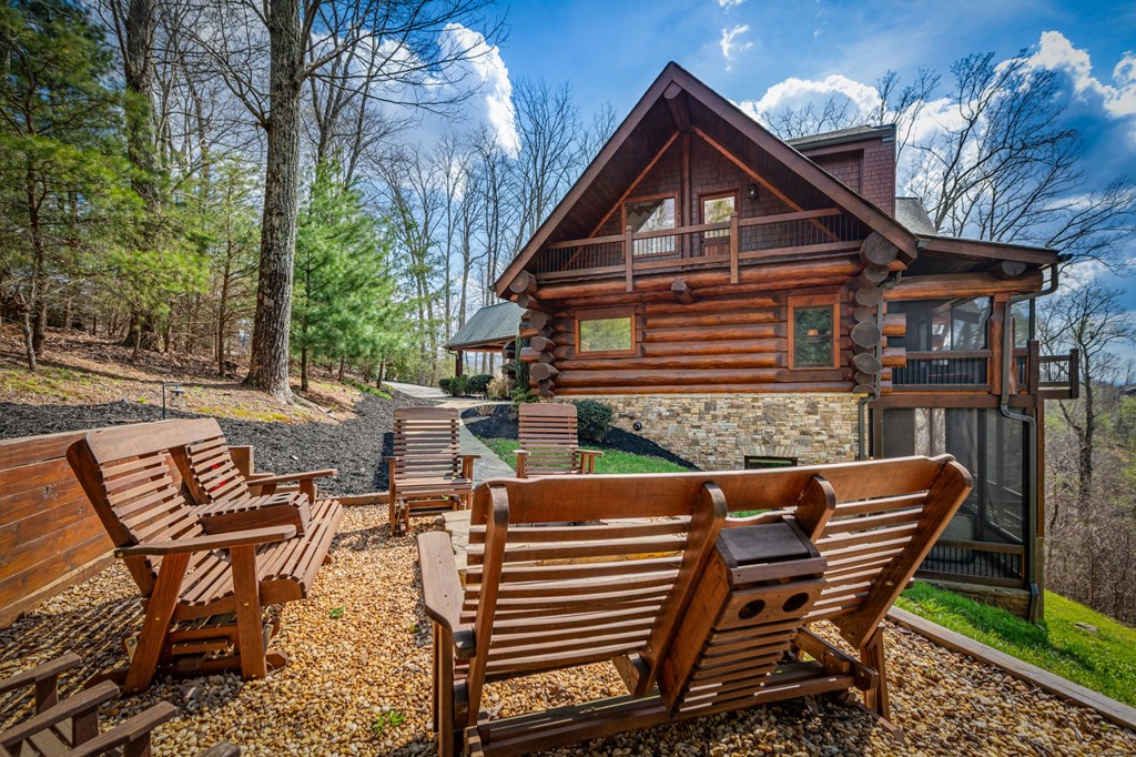 429906 Blue Ridge Residential