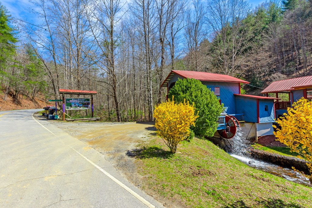 429915 Murphy Residential