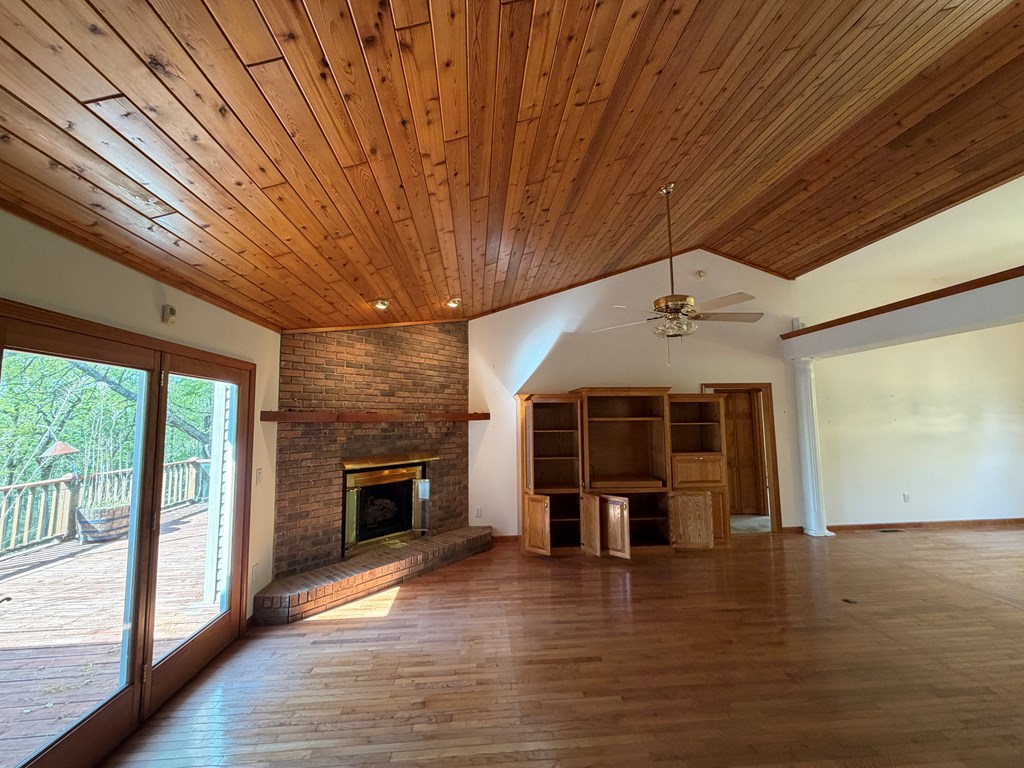 429921  In Foreclosure