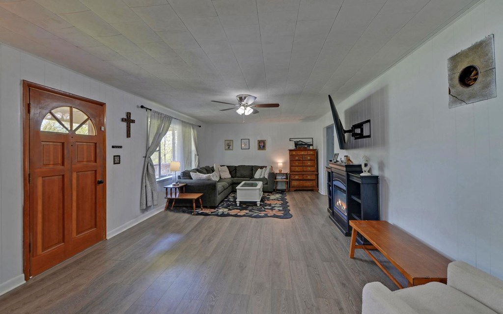 429925 Copperhill Residential
