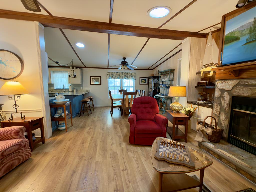 429926 Blairsville Residential