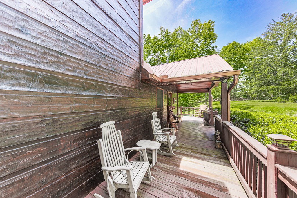 429943 Blue Ridge Residential