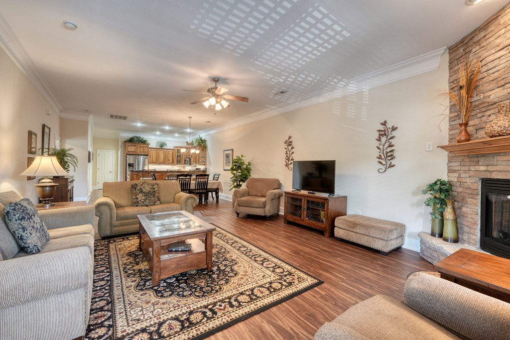 429944 Young Harris Condominium