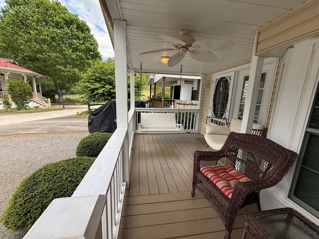 429949 Hiawassee Residential