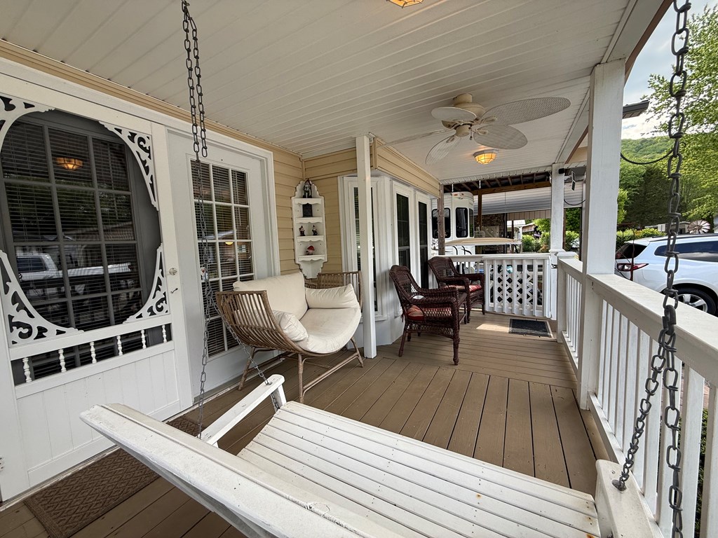 429949 Hiawassee Residential