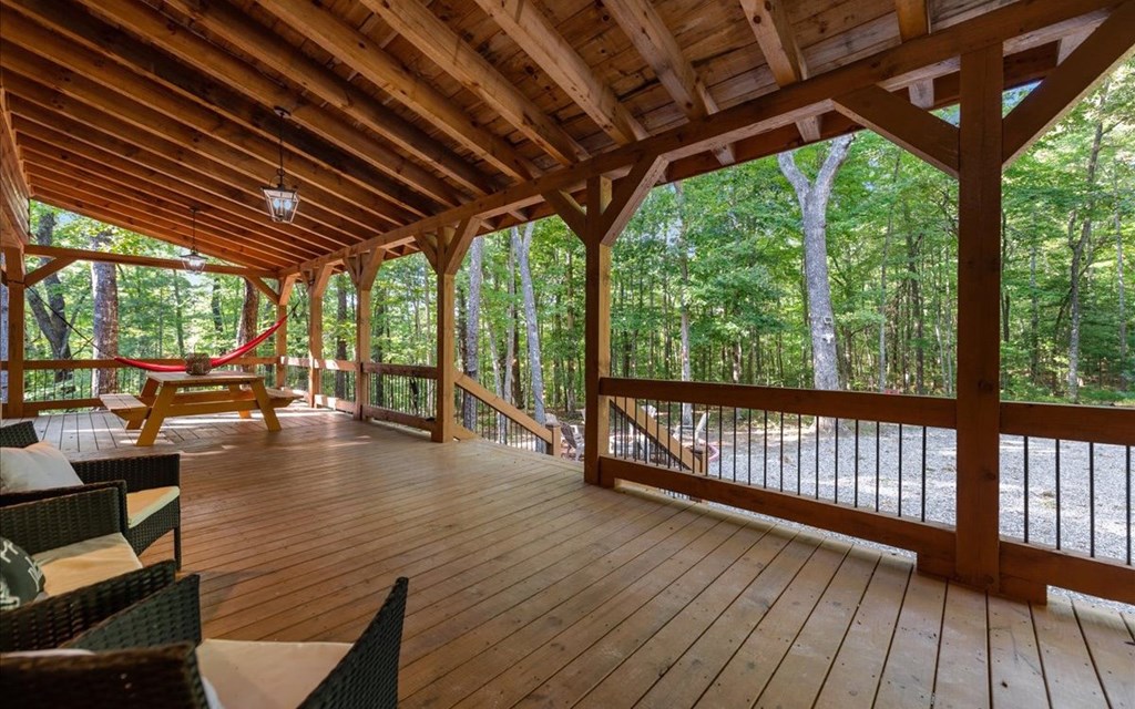 429976 Blue Ridge Residential