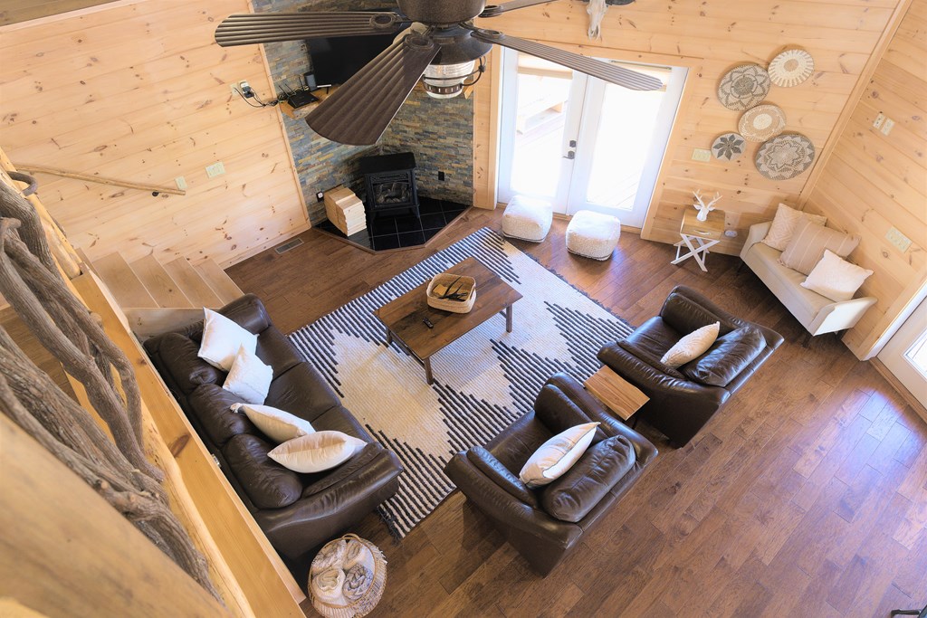 429976 Blue Ridge Residential