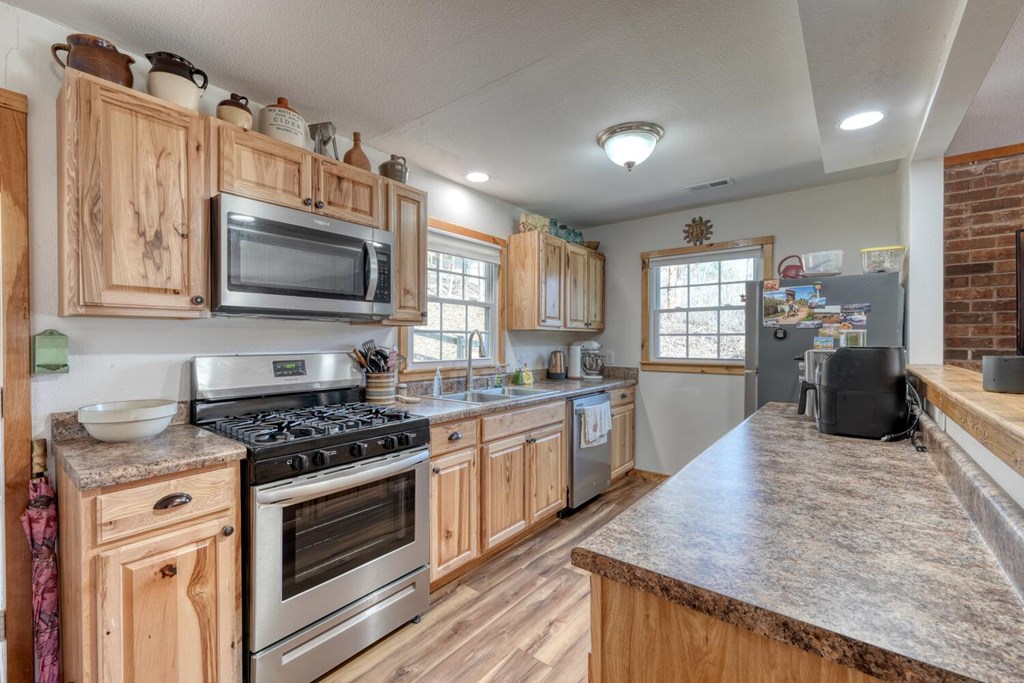 429981 Warne Residential