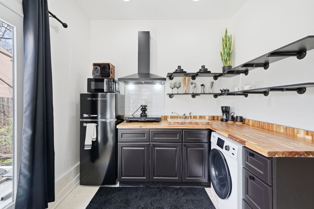 430058 7066928354 Existing Rental History