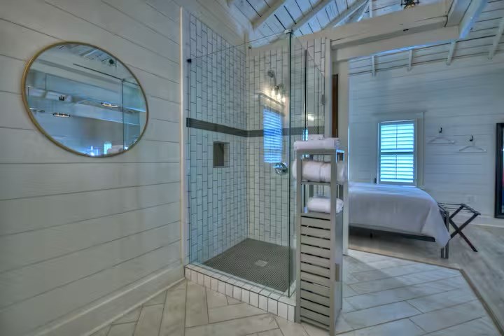 430163  Licensed Owner,Existing Rental History