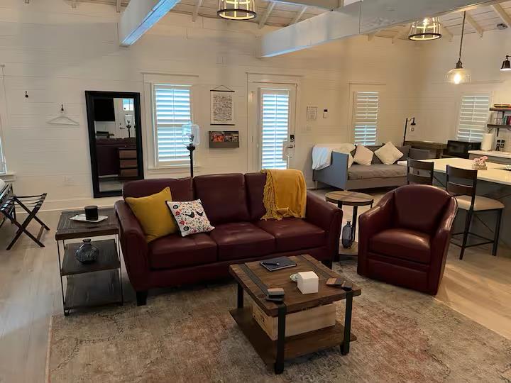 430163  Licensed Owner,Existing Rental History
