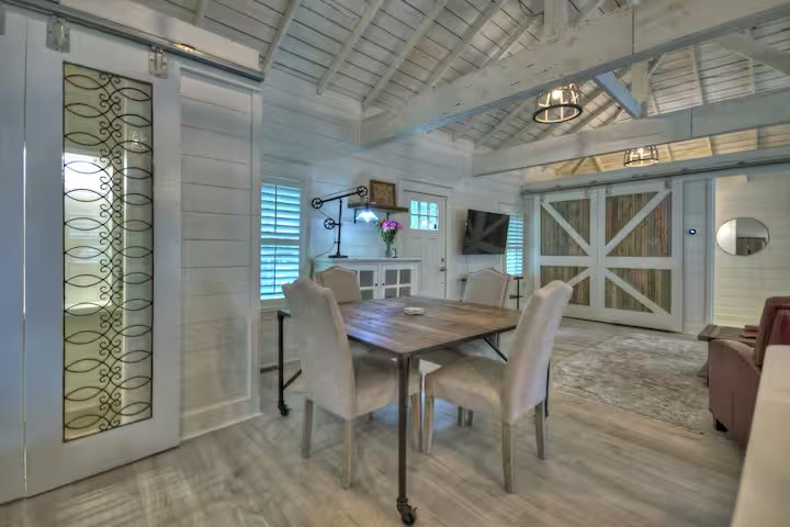 430163  Licensed Owner,Existing Rental History