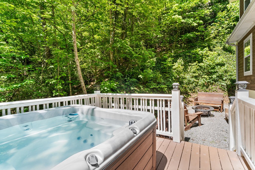 430566 Hiawassee Active