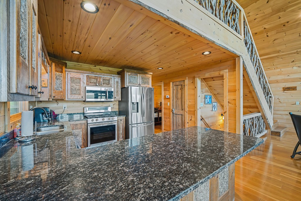 430623 7064575678 Existing Rental History