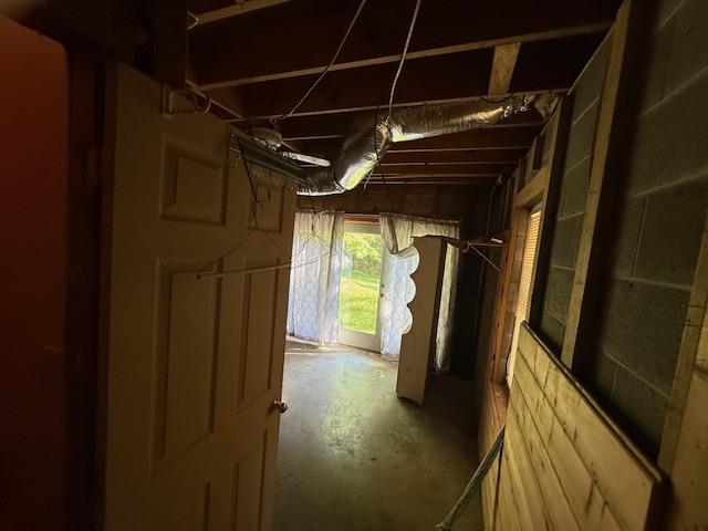430635 7068517823 