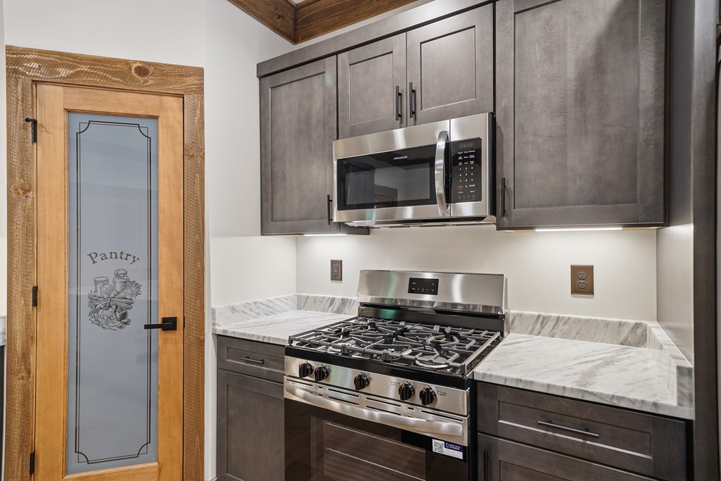 430858 Ellijay Active
