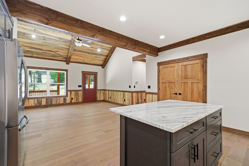 430858 Ellijay Active
