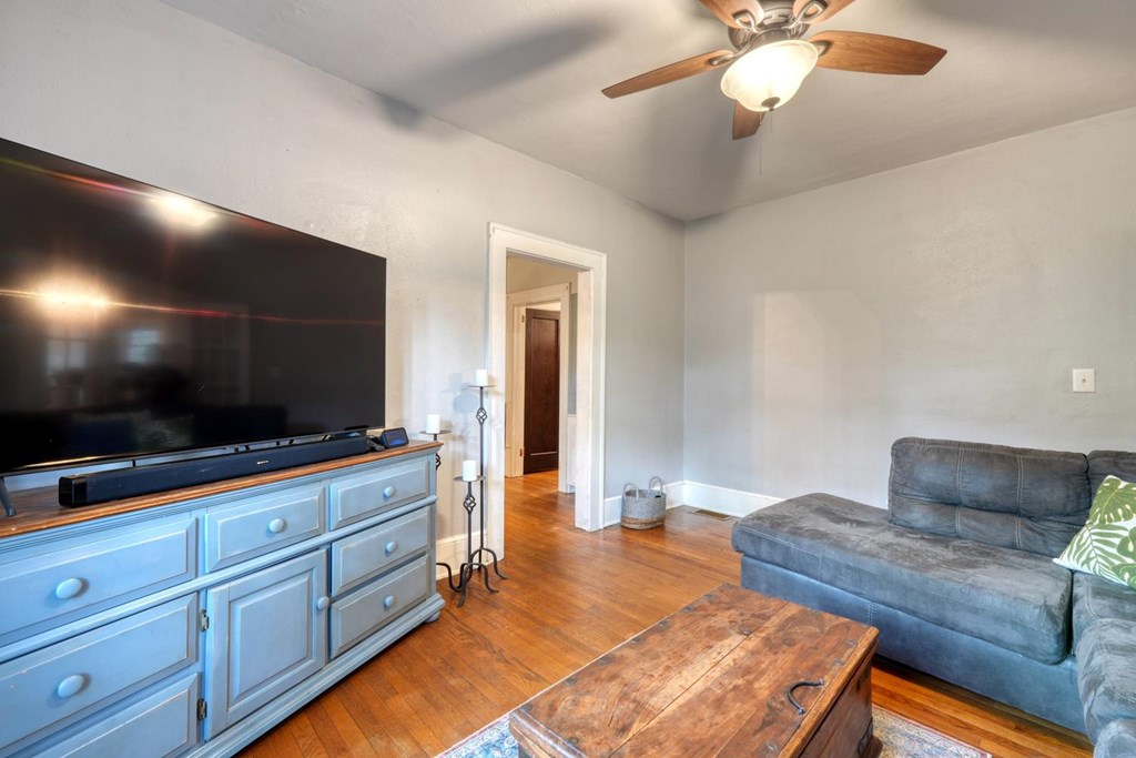 430894 Andrews Pending