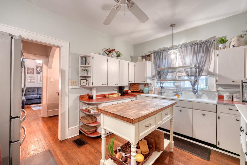 430894 Andrews Pending