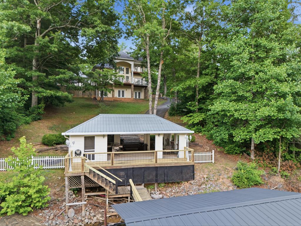 430899 Hayesville Active