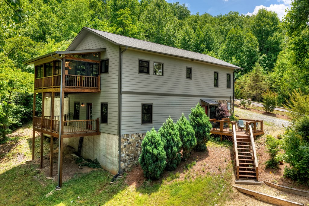 430912  Licensed Owner,Existing Rental History