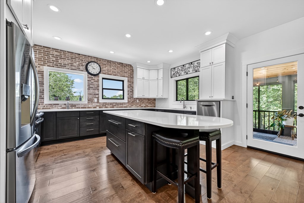 430912  Licensed Owner,Existing Rental History