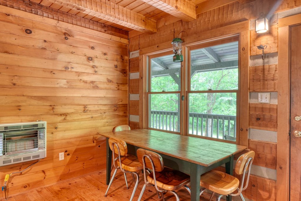 430937 Hayesville Active