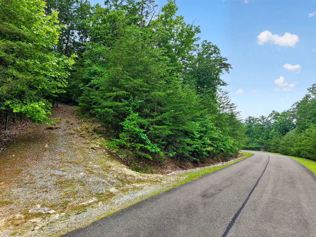 430944 Jasper
 Land