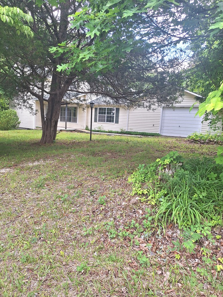 430961  Fixer Upper