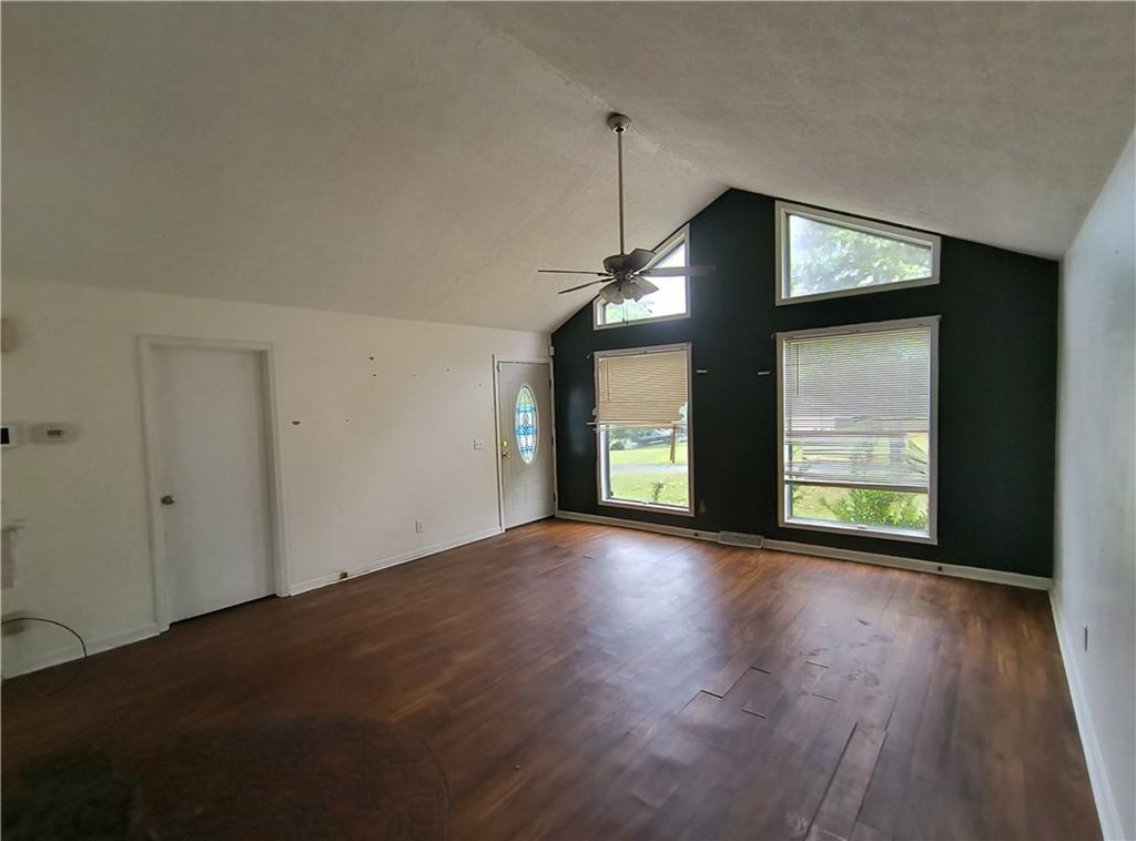 430998 7068972295 In Foreclosure