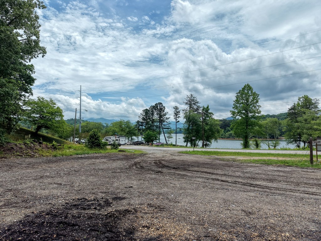 431020 Hiawassee
 Land