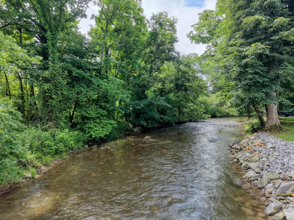 431043  