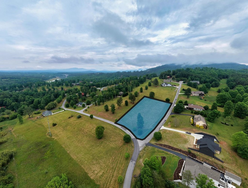 431045 Blairsville
 Land