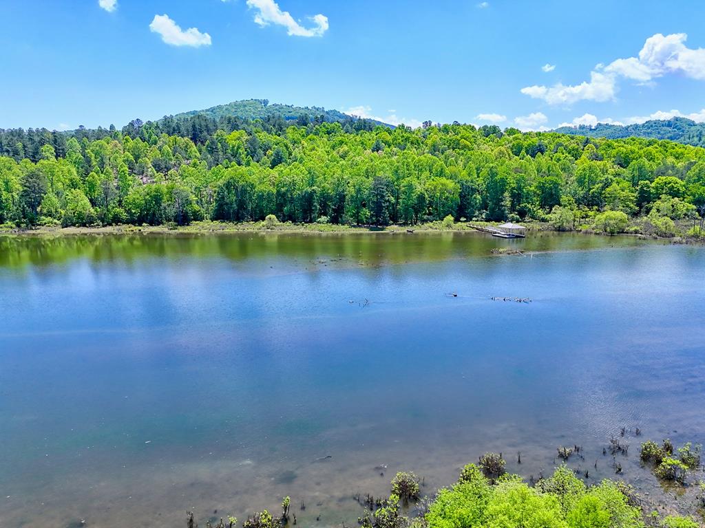 431065 Blairsville
 Land