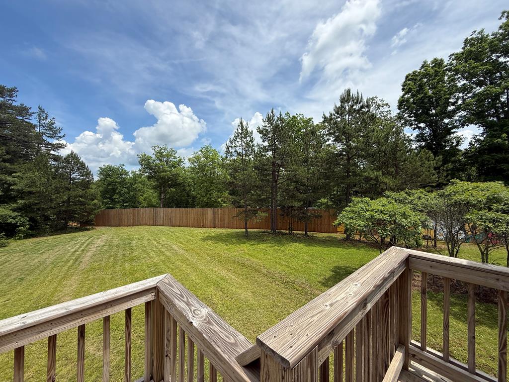 431076 Blairsville
 Land