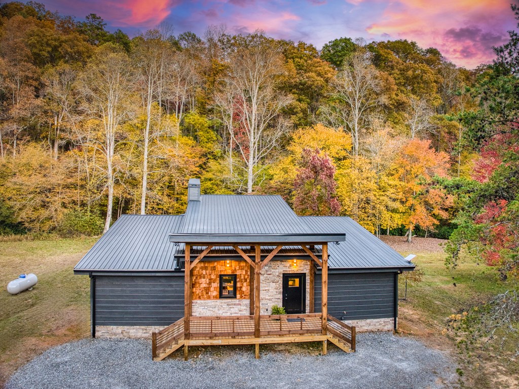 431092 5853016853 Existing Rental History