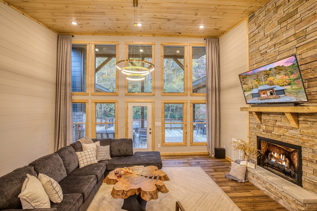 431092 5853016853 Existing Rental History